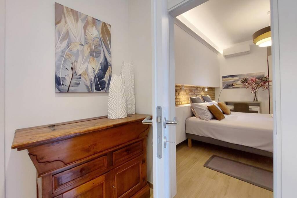 Aventino Contemporary Apartment Рим Экстерьер фото