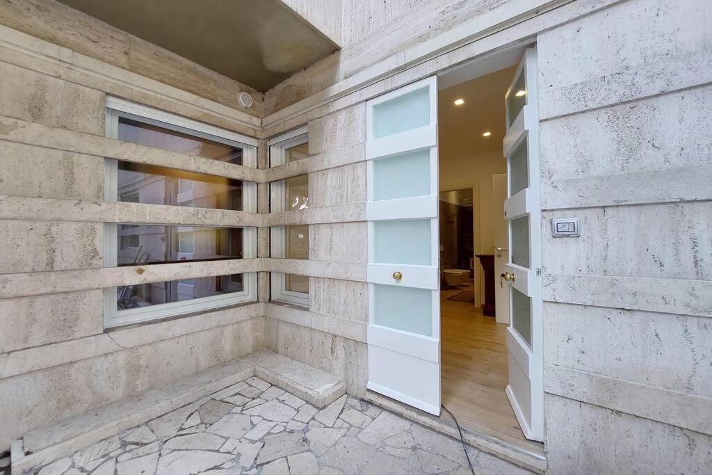Aventino Contemporary Apartment Рим Экстерьер фото