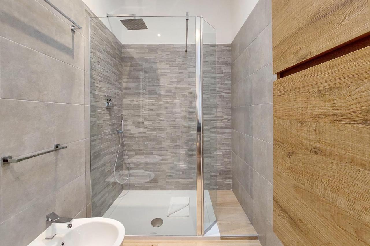 Aventino Contemporary Apartment Рим Экстерьер фото